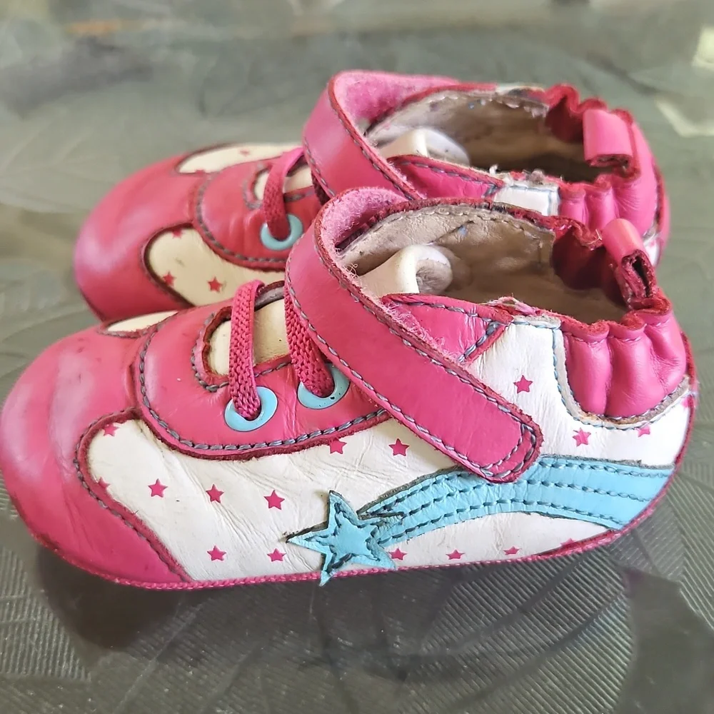 Robeez Pink & White Star Trim Baby Walker Shoes